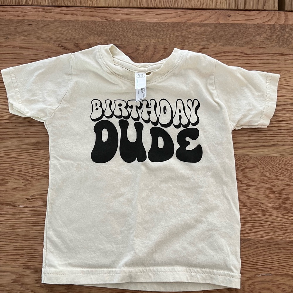 Birthday dude shirt size 18 months. Never ended up wearing. Washed 1x.